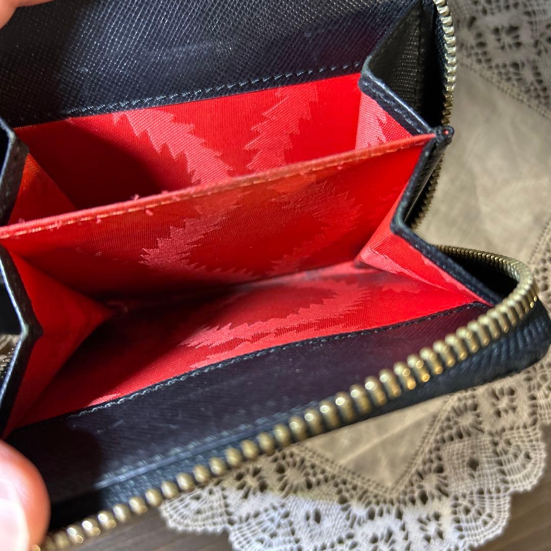 ヴィヴィアンウエストウッド オーブ 二つ折り ラウンドファスナー 財布 ブラック