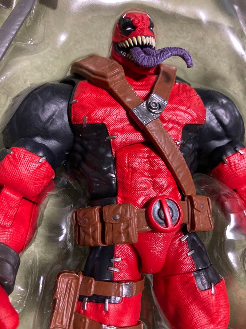 マーベルレジェンド　ヴェノムプール　開封品