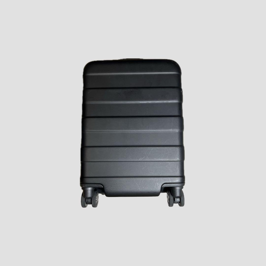 無印良品　キャリーケース　機内持ち込み　20L　マットブラック　現行　TSA