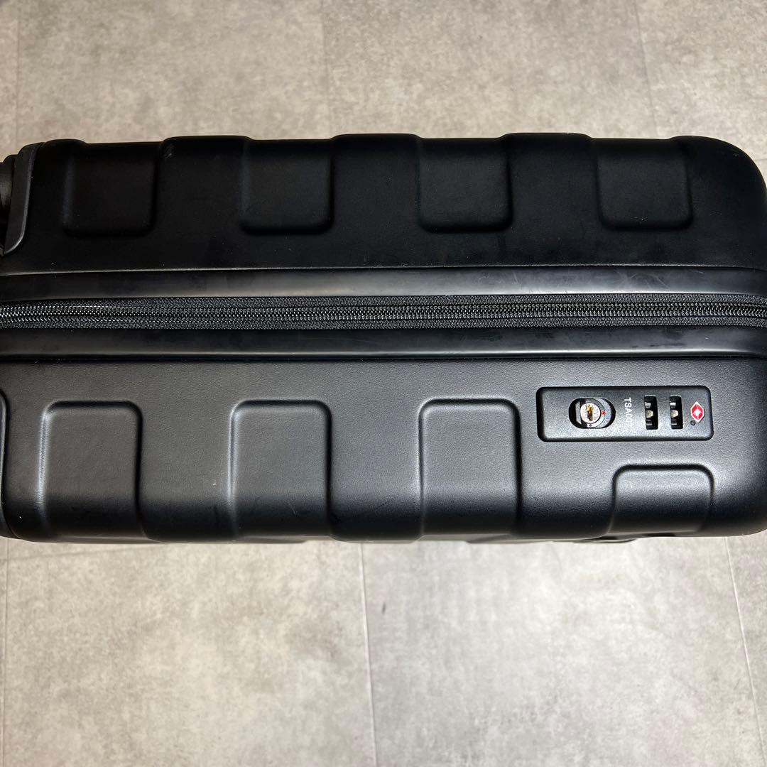 無印良品　キャリーケース　機内持ち込み　20L　マットブラック　現行　TSA