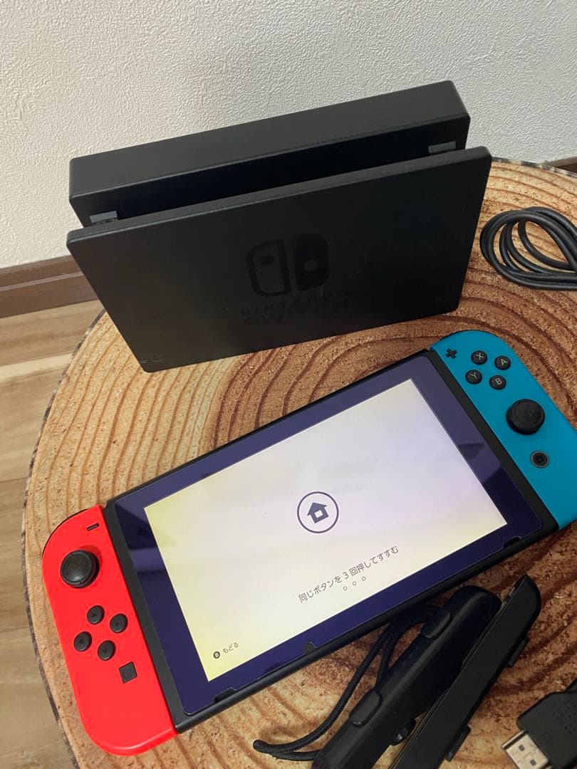 Nintendo Switch ニンテンドースイッチ本体　RED/BLU箱無し①