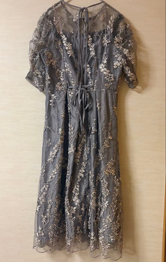 niana　ニアナ 刺繍レース バックリボン ワンピース ドレス　M