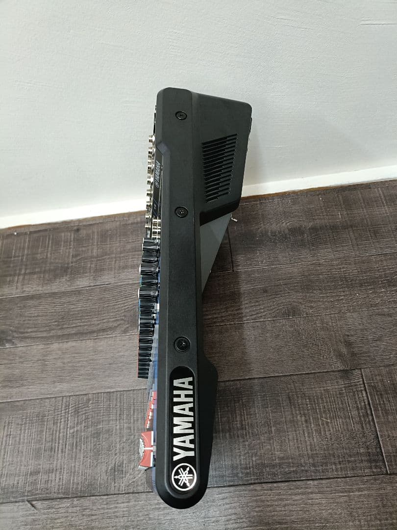 値下げ！YAMAHA MG12XU アナログミキサー 本体