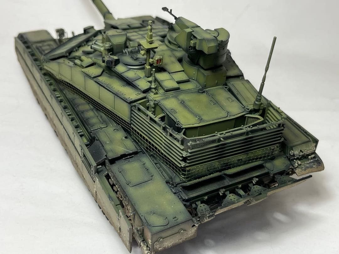 アミュージングホビー 1/35 T-90M （完成品）