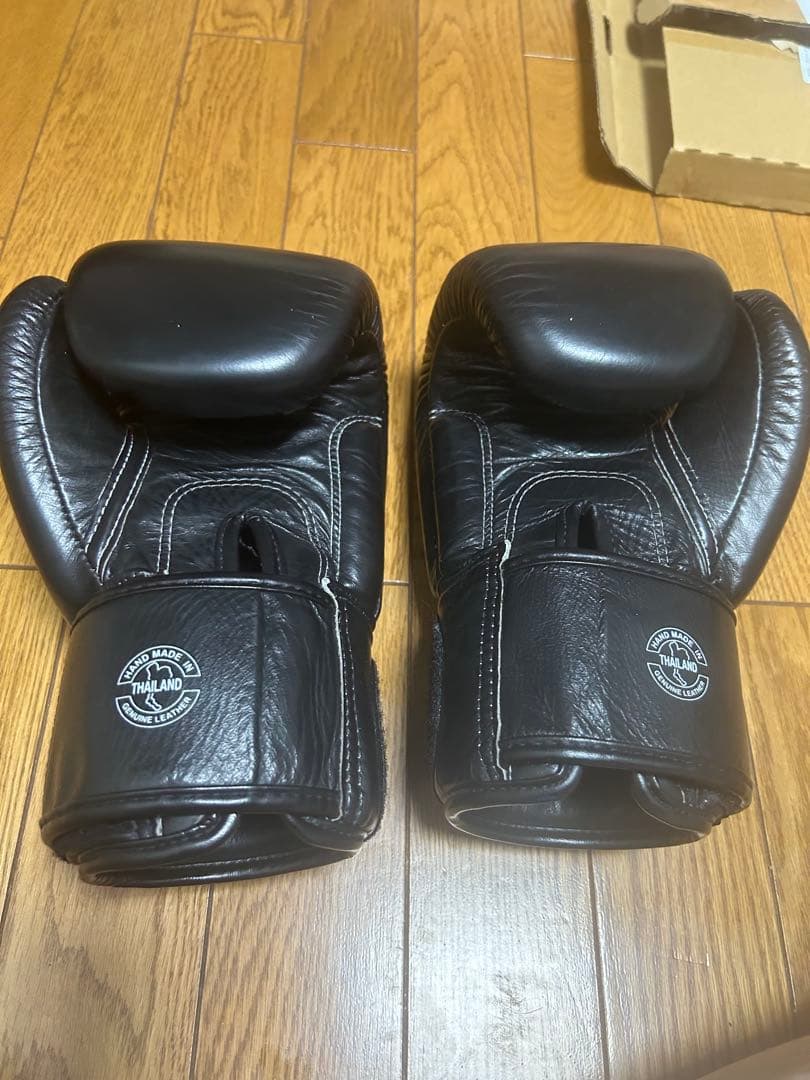 フェアテックスONEボクシンググローブ8オンス