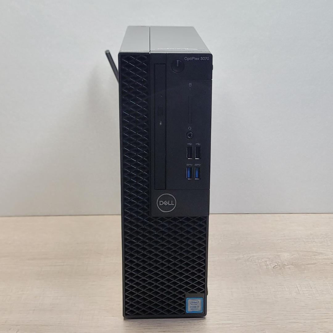 グラボ搭載／i7 9700／無線LAN内蔵／16G／SSD256G／HDD1TB