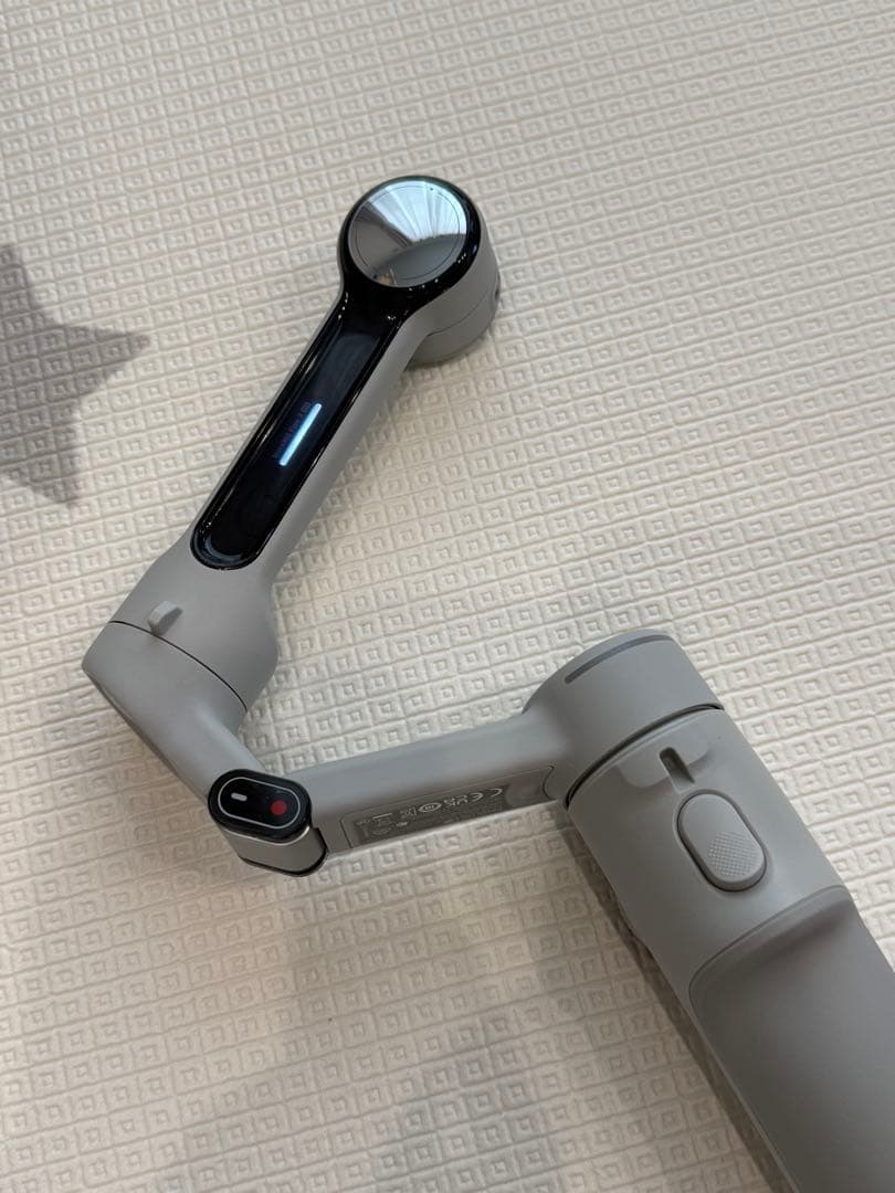 Insta360flow2pro＋スポットライト+MagSafe 本体保証付き