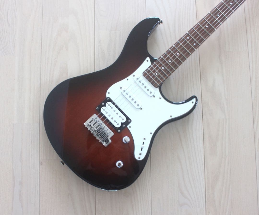 ［ぼっち・ざ・ろっく!］後藤ひとり PACIFICA112V OVS パシフィカ