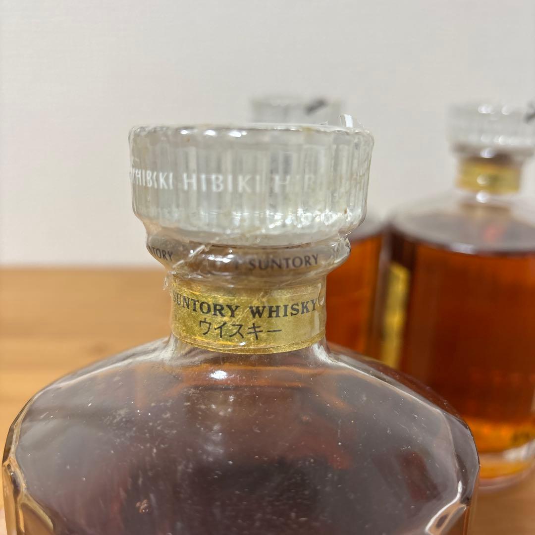サントリーウイスキー　響17年　ゴールド　未開栓　劣化あり　３点セット
