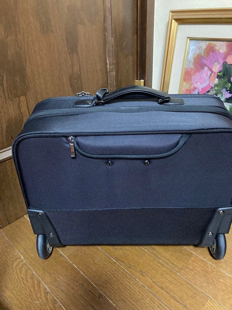 極美品 ANADesign ビジネスキャリーバッグ 機内持込可能 ビジネスバッグ