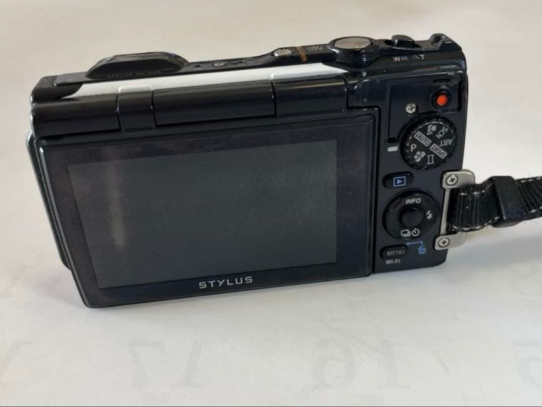 OLYMPUS STYLUS TG-860 シルバー