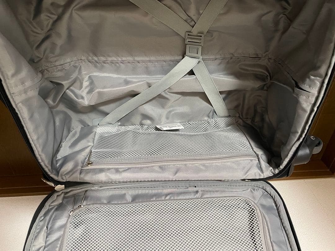 Samsonite ブラック キャリーケース　サムソナイト