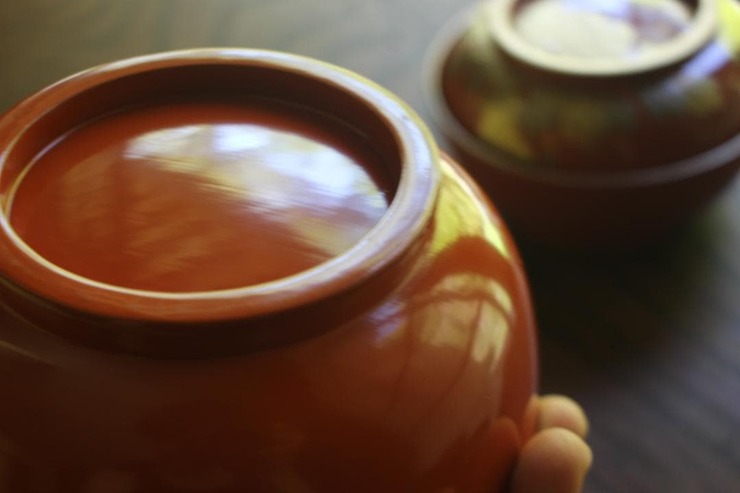 時代逸品！時代金縁朱漆に極上牡丹蝶螺鈿蒔絵の映えるお椀2点（検輪島塗蒔絵椀雑煮椀