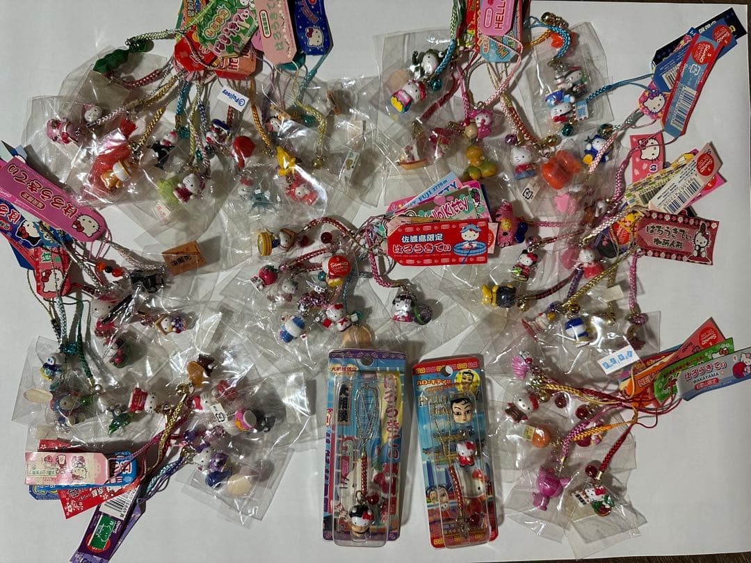 ご当地キティ ストラップ根付け 71個まとめ売り おまけ付き