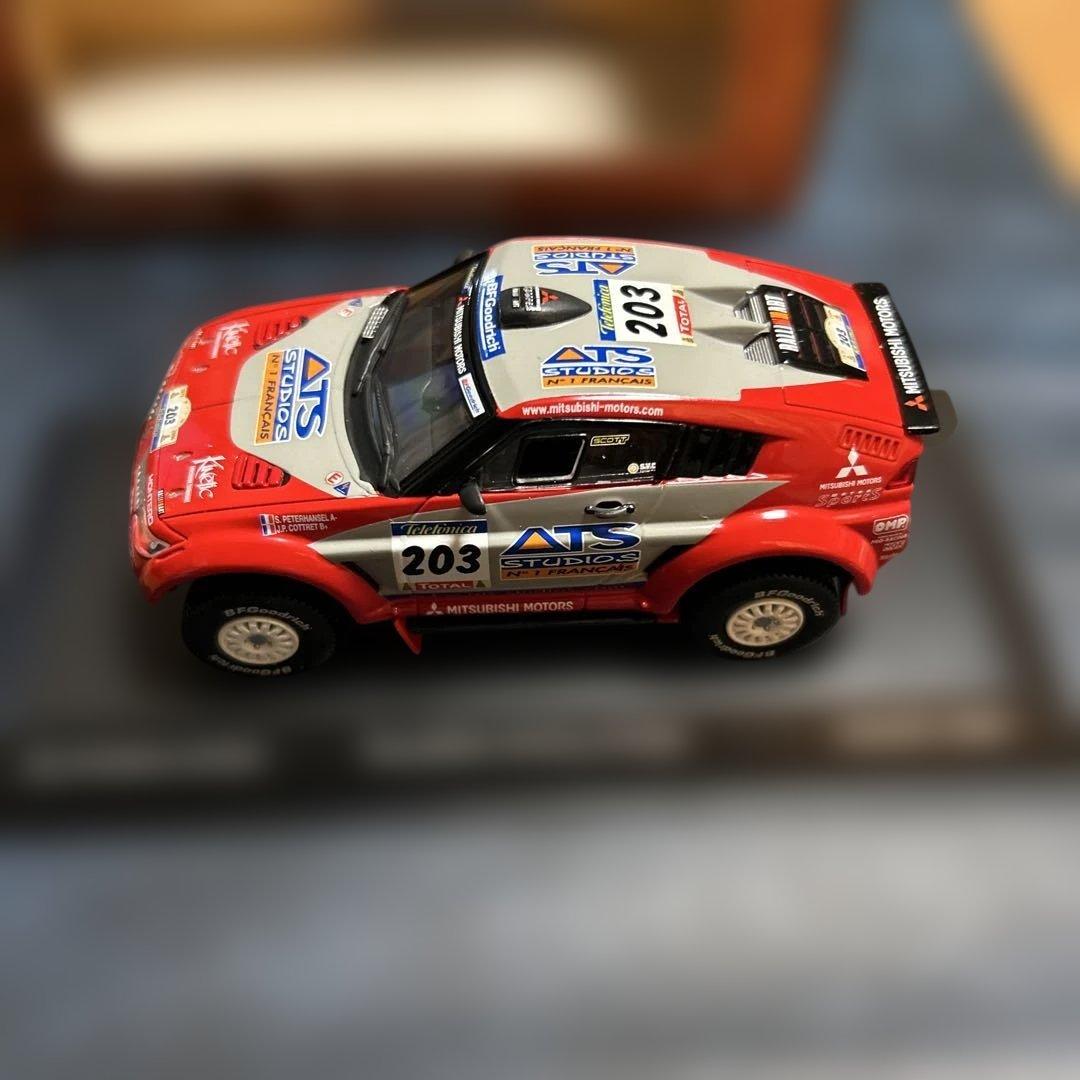 NOREV パジェロEVOLUTION 2004 DAKAR
