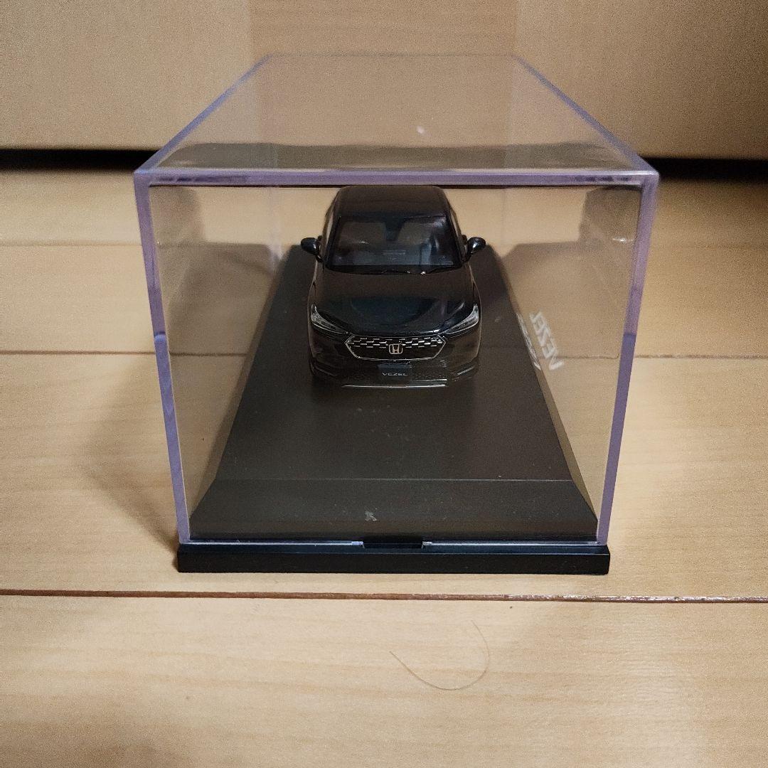 ホンダ ヴェゼル 1/43 純正オプション装着 ミニカー HJ433002BK