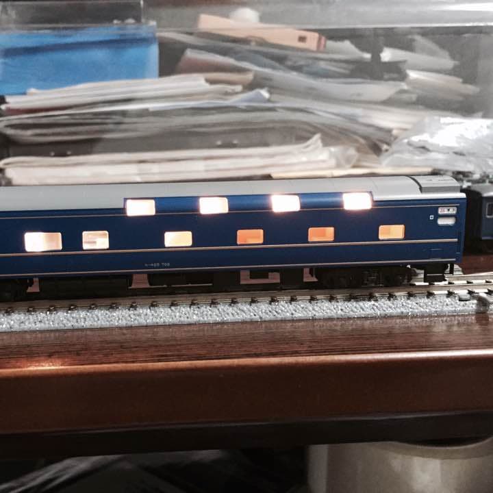 あさかぜ24系LED室内灯確認用電球色