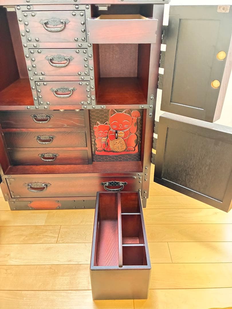 カラクリ箪笥 和箪笥 鎌倉彫