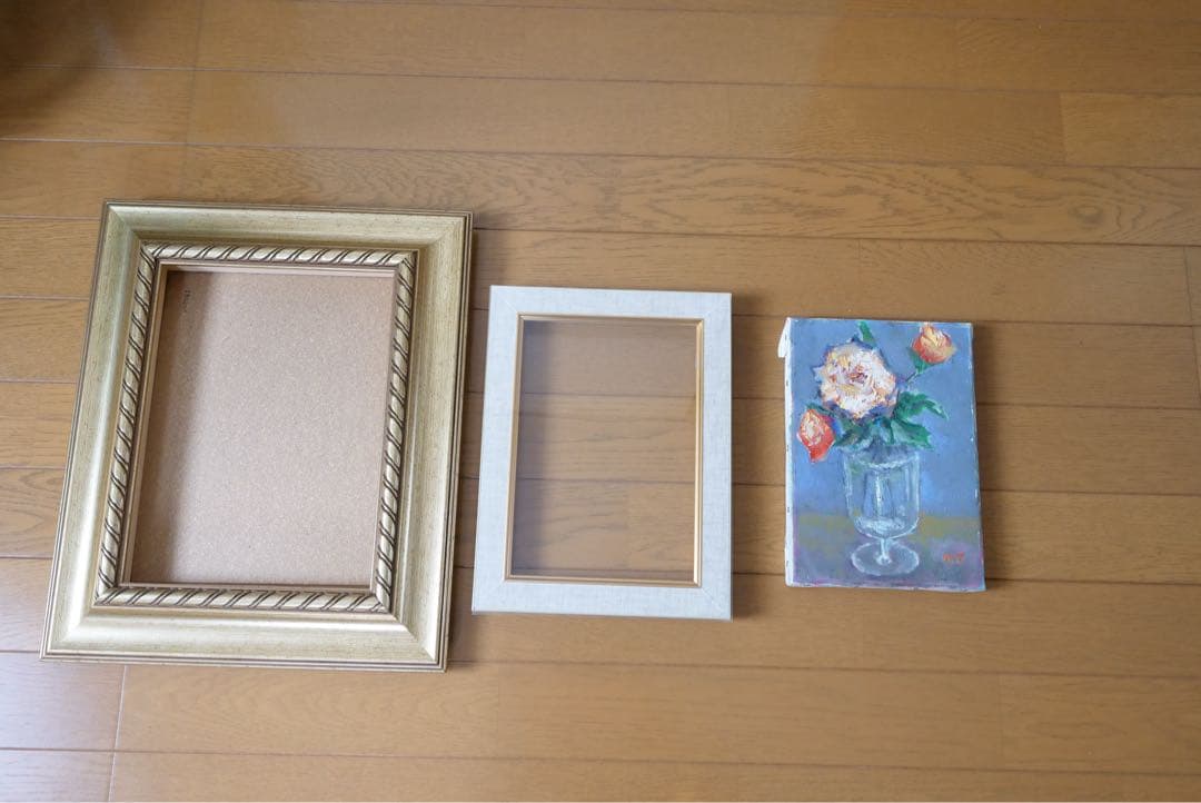 【肉筆油彩】大幅値下げ！　薔薇（バラ）静物画　豪華装飾額付き サムホール相当