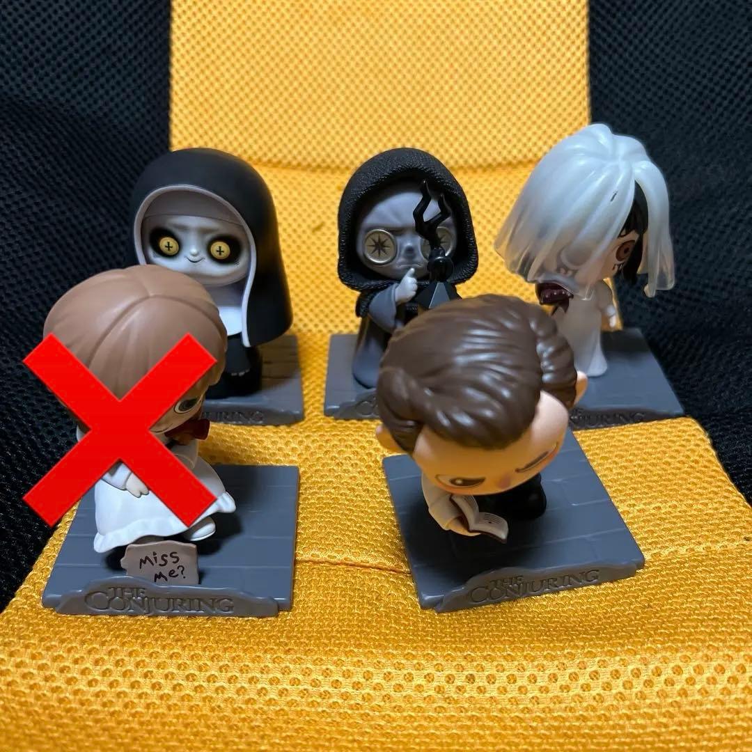 POPMART 死霊館シリーズ フィギュア