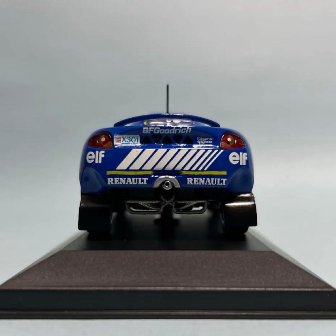 ixo•1/43•シュレッサー ルノー メガーヌ•パリダカ2000優勝車