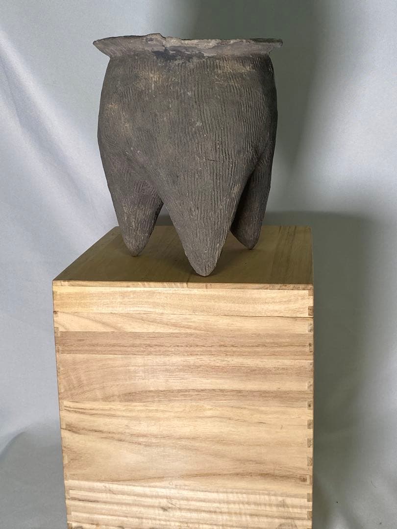 1855❣️ 中国　灰色土器　灰陶鬲