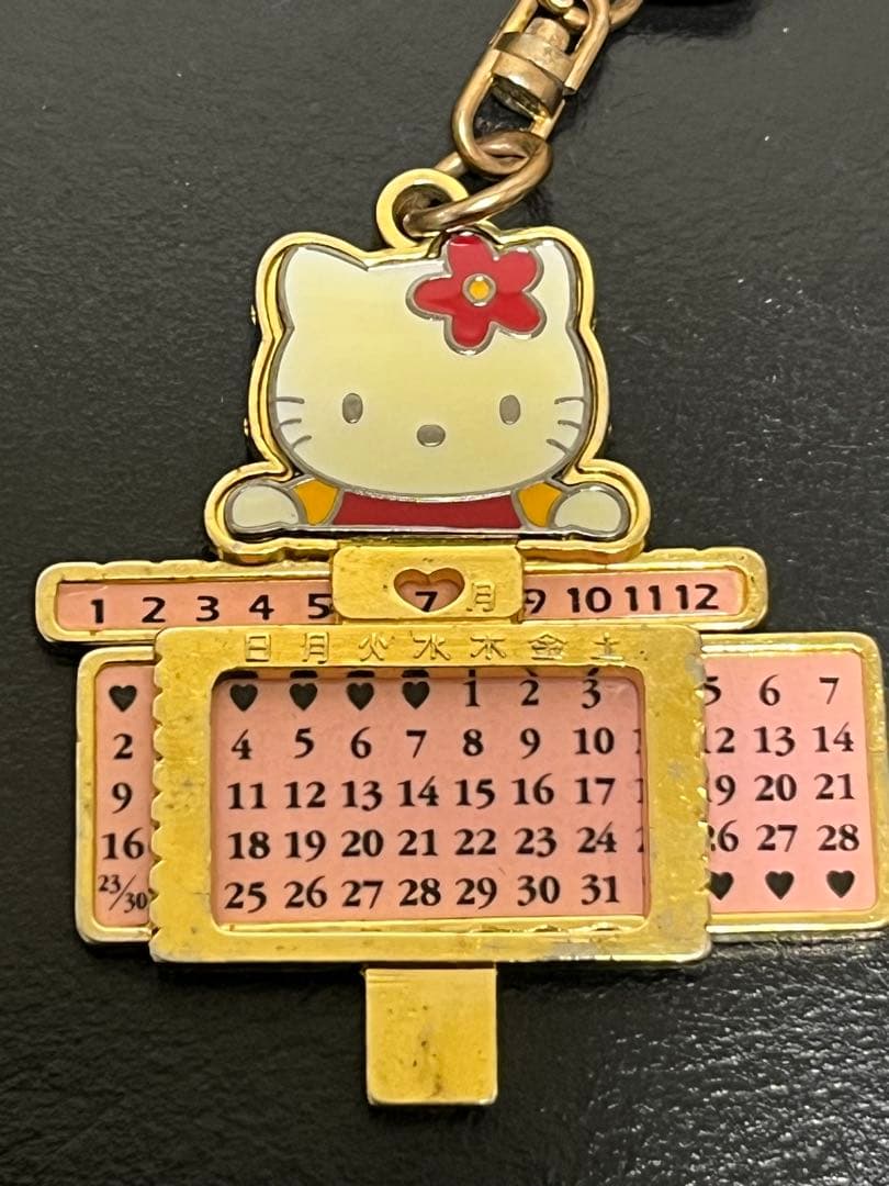 ハローキティ　サンリオ　カレンダー　キーホルダー　希少　レア　2001年