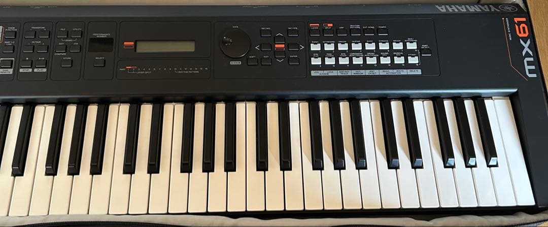 【美品 数回使用】Yamaha MX61 シンセサイザー 61鍵