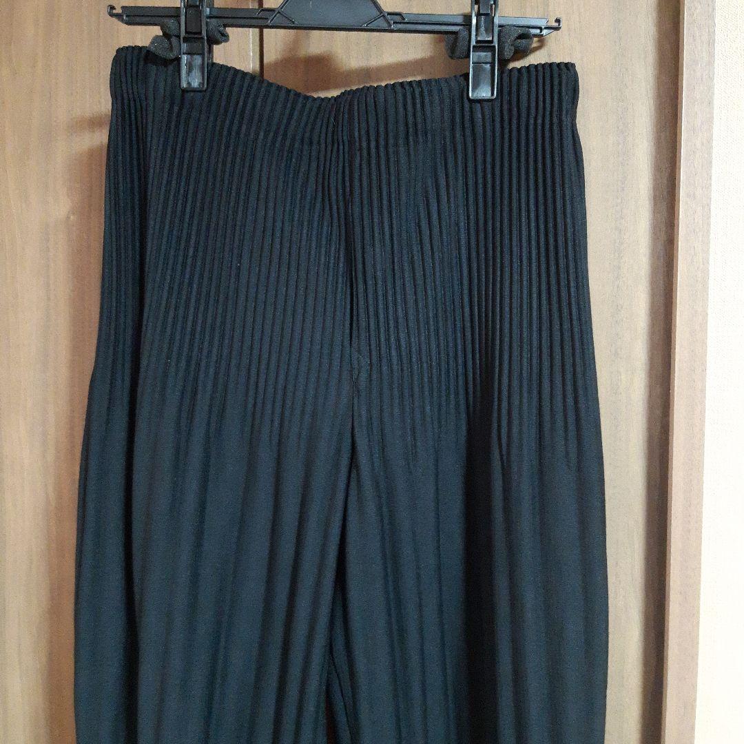 オムプリッセ　イッセイミヤケ　プリーツパンツ