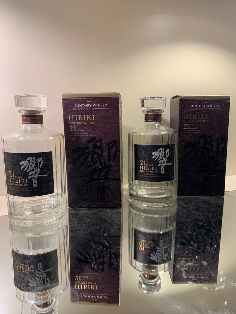 Hibiki 21年 ウイスキー 箱入り
