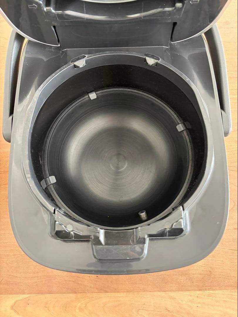 5.5合炊　炊飯器 NW-PT10 黒 炎舞炊き　象印