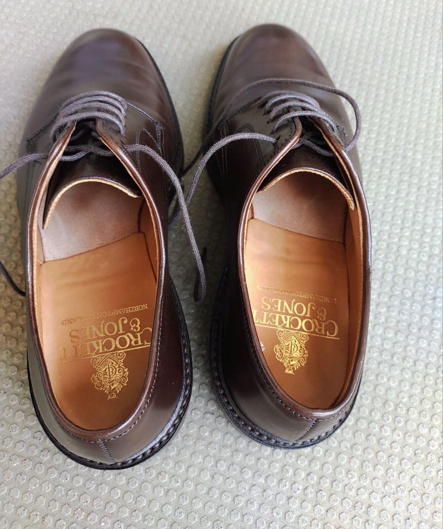 クロケットアンドジョーンズ プレーントゥ　UK5