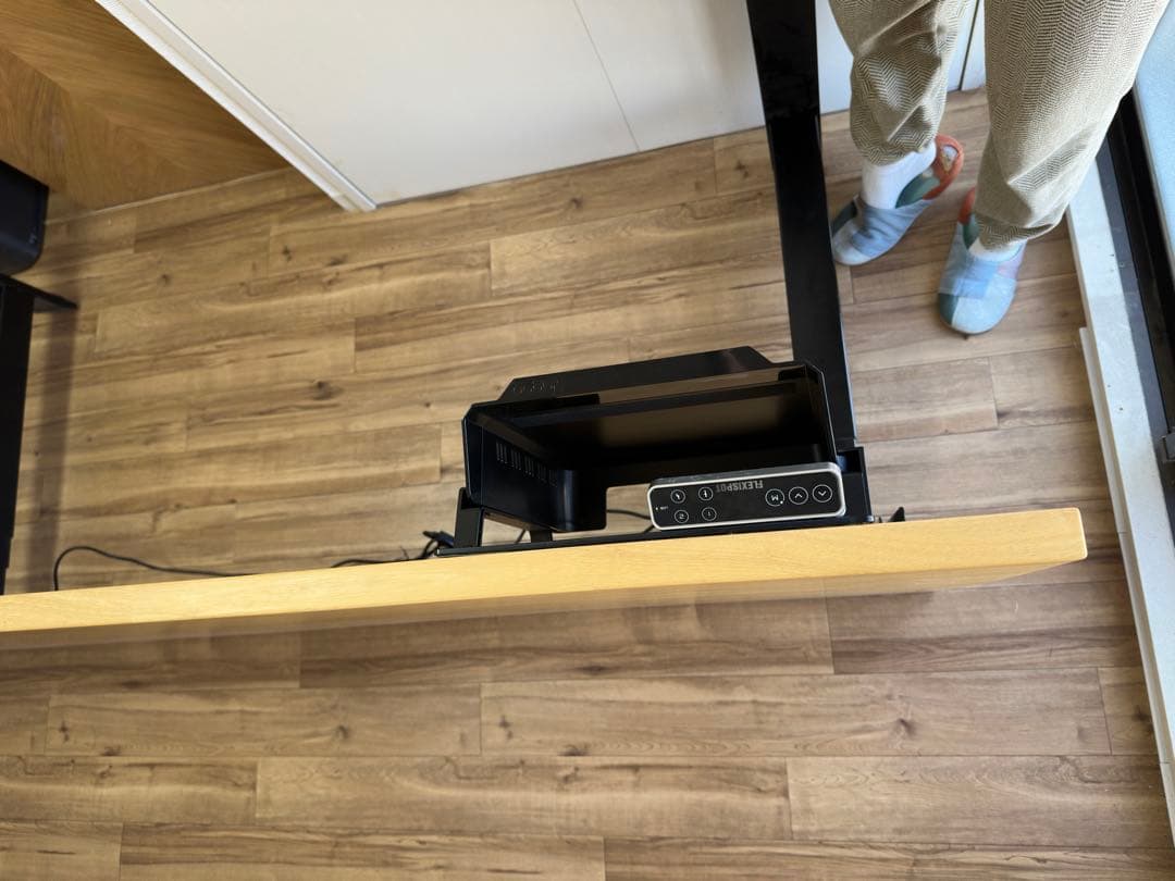 電動昇降デスク　かなでもの天板　E7 Pro プレデクツ