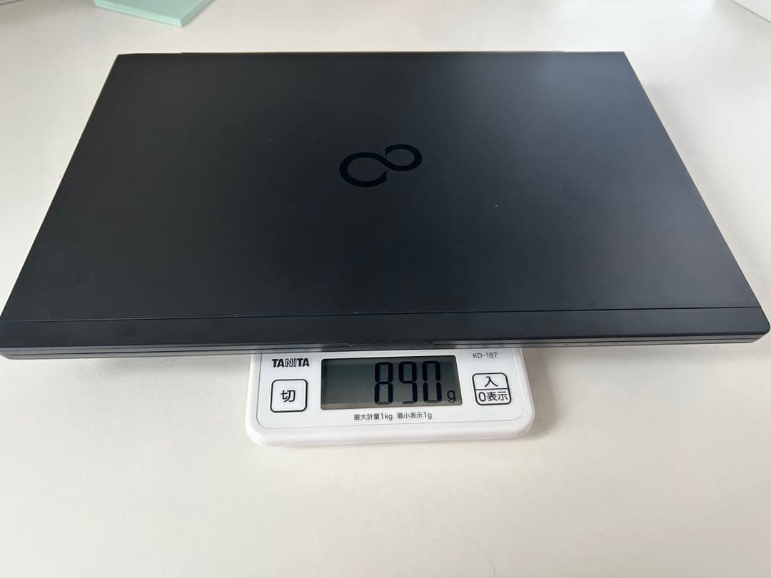 ☆美品☆極軽極薄！富士通 Windows11 ノートパソコン Core i5