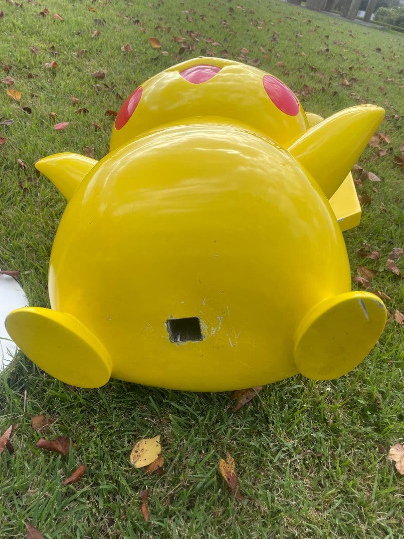 ピカチュウ フィギュア