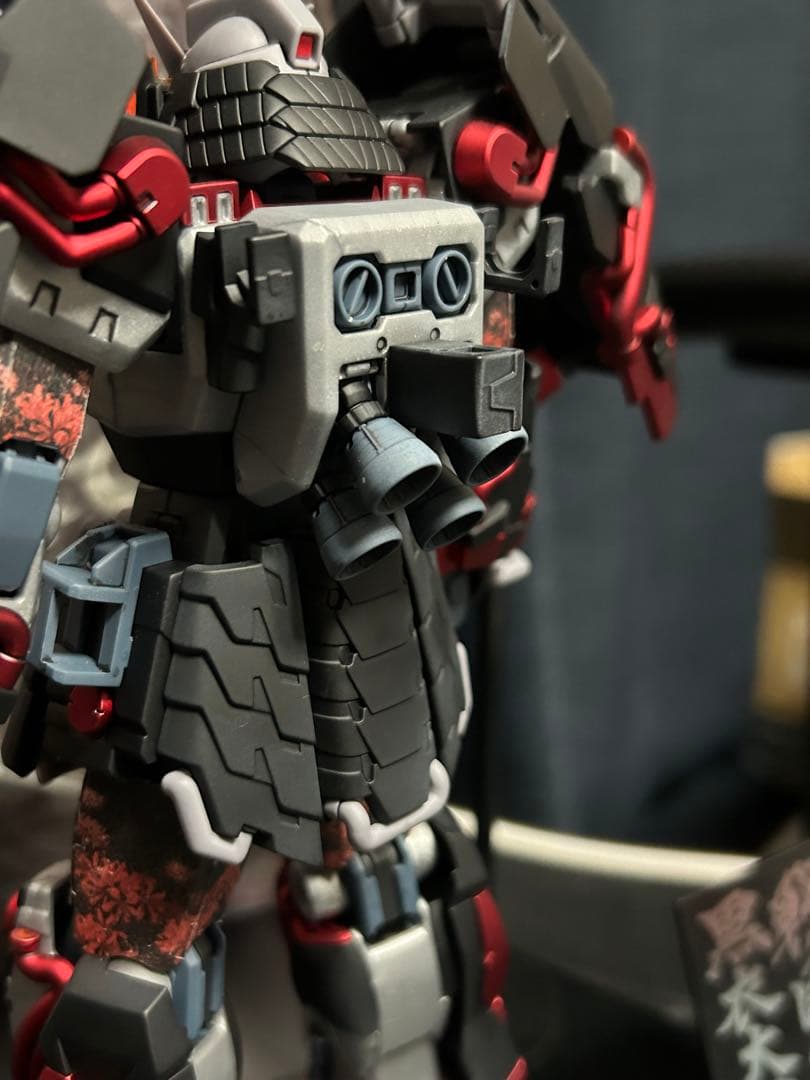 ＭＧ 1/100 真武者頑駄無 戦国の陣 黒衣大鎧 塗装品