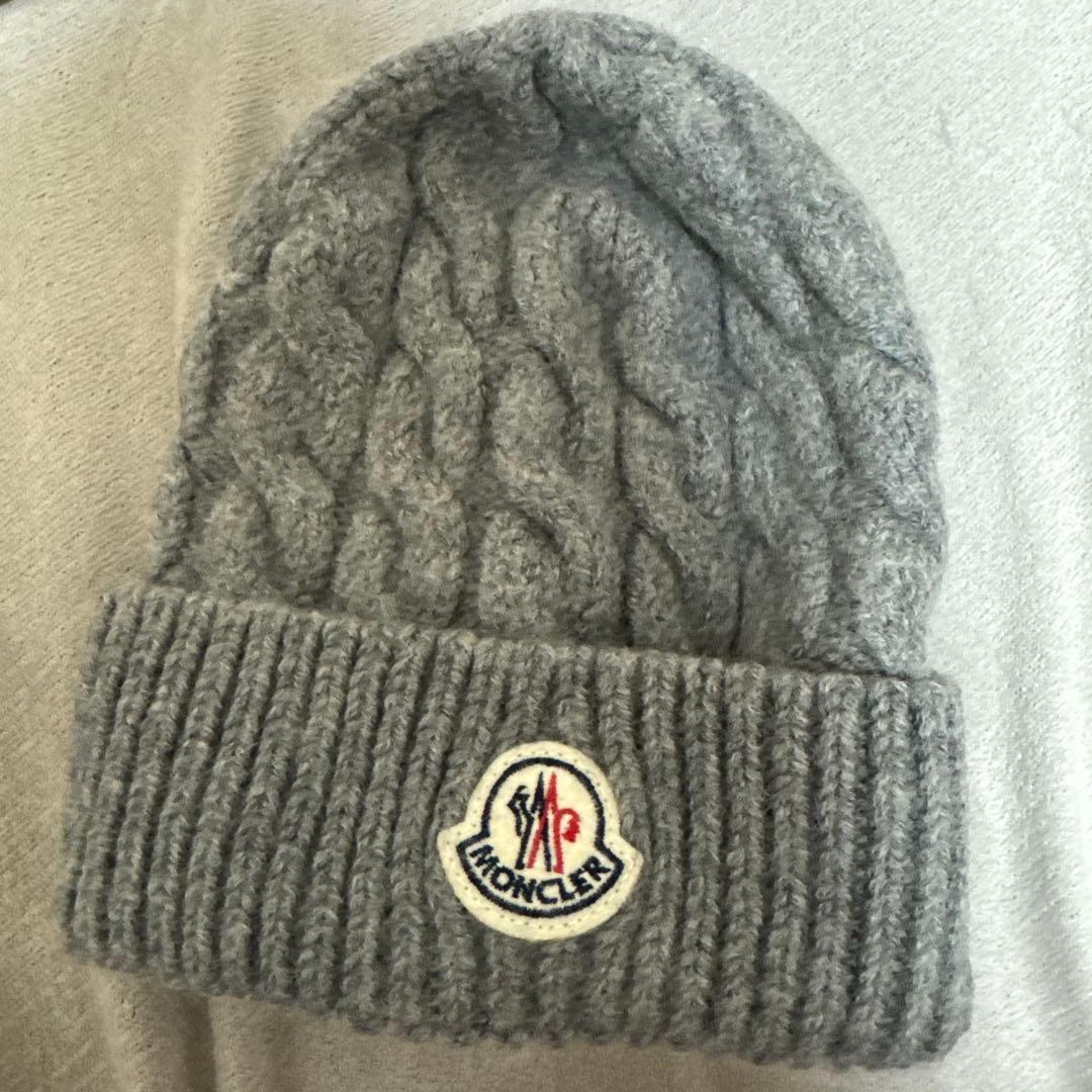 確実正規　美品　MONCLER モンクレールケーブル編みGLAYウールビーニー