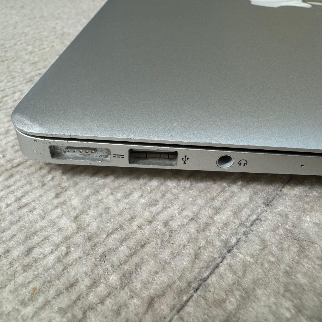MacBook本体 MacBook Air Core i5