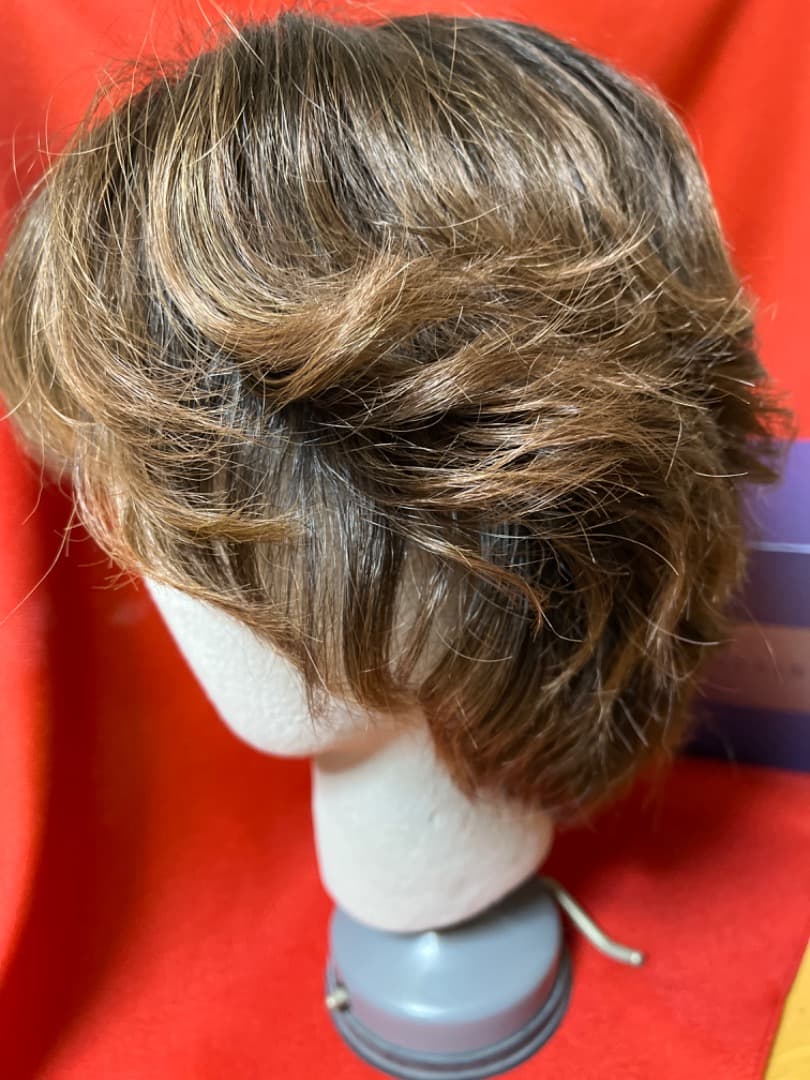 ブラウンウェーブウィッグ　フォンテーヌ　パルコ