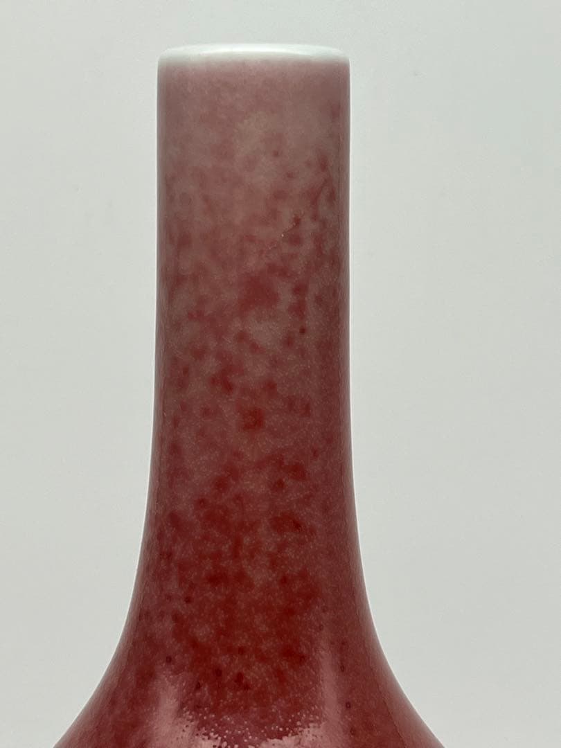 中国清朝　乾隆年製紅釉長頸瓶骨董　唐物　アンティーク　古美術品　骨董　江戸　青磁