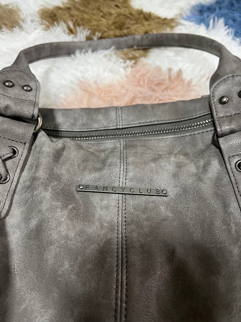 Fancy Club レザーショルダーバッグ グレー