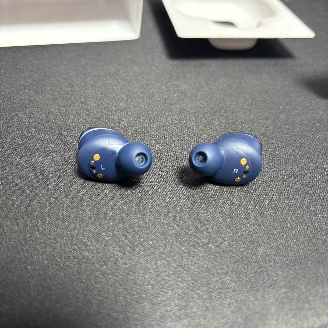 Bowers & Wilkins Pi8 ミッドナイト・ブルー