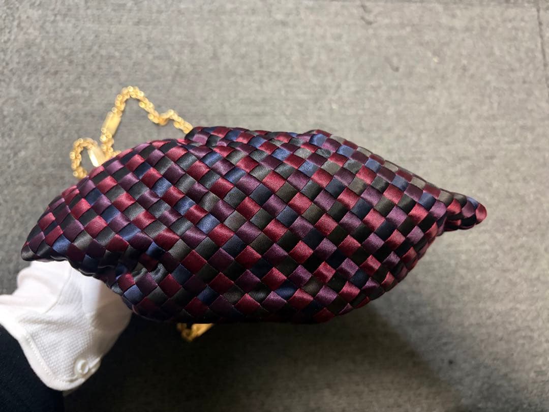 ボッテガヴェネタ イントレチャート　がま口チェーンショルダーバッグ