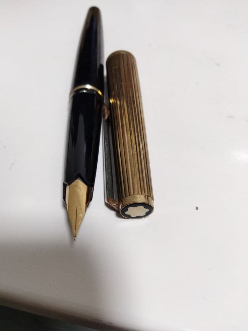 モンブラン Montblanc 227 万年筆 黒と金 14金 585