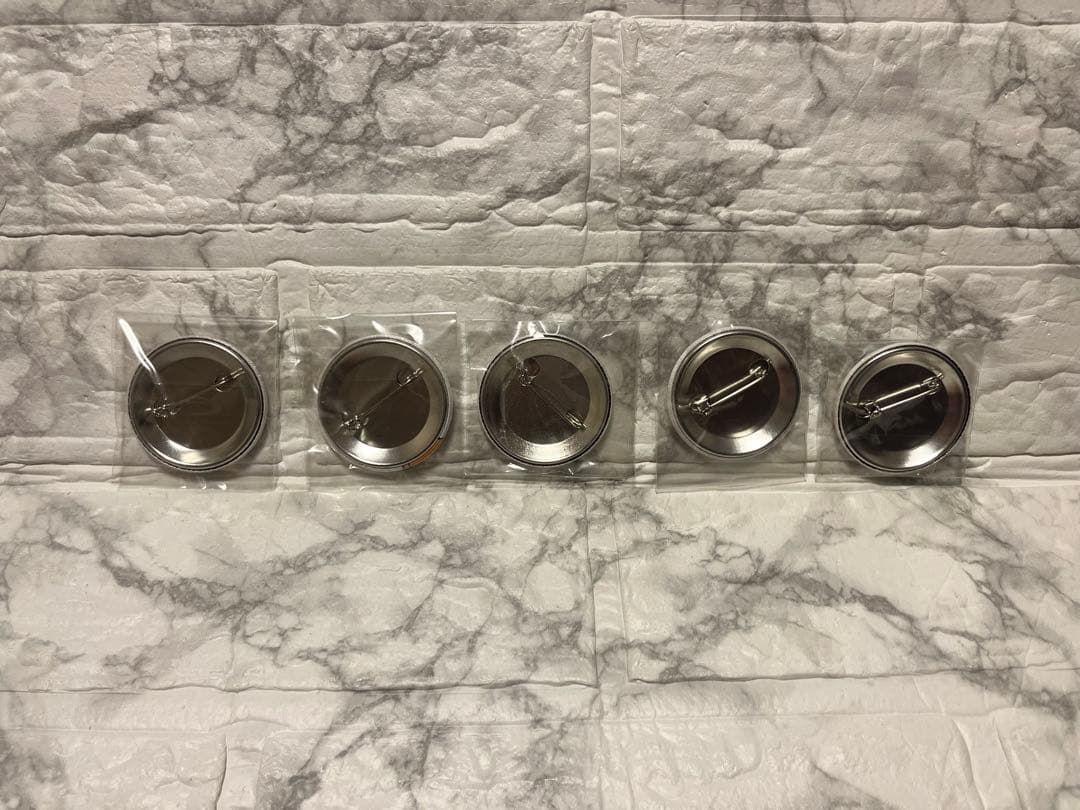 【非売品】魔入りました！入間くん　【計２５点】缶バッジ・イラストカードまとめ売り