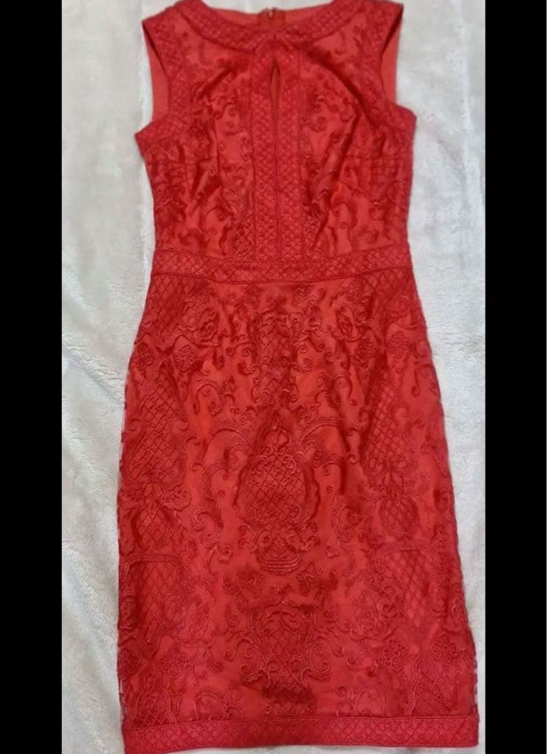 【美品】タダシショージ　タイトドレス　サイズ 2 赤　ピンク味のあるレッド