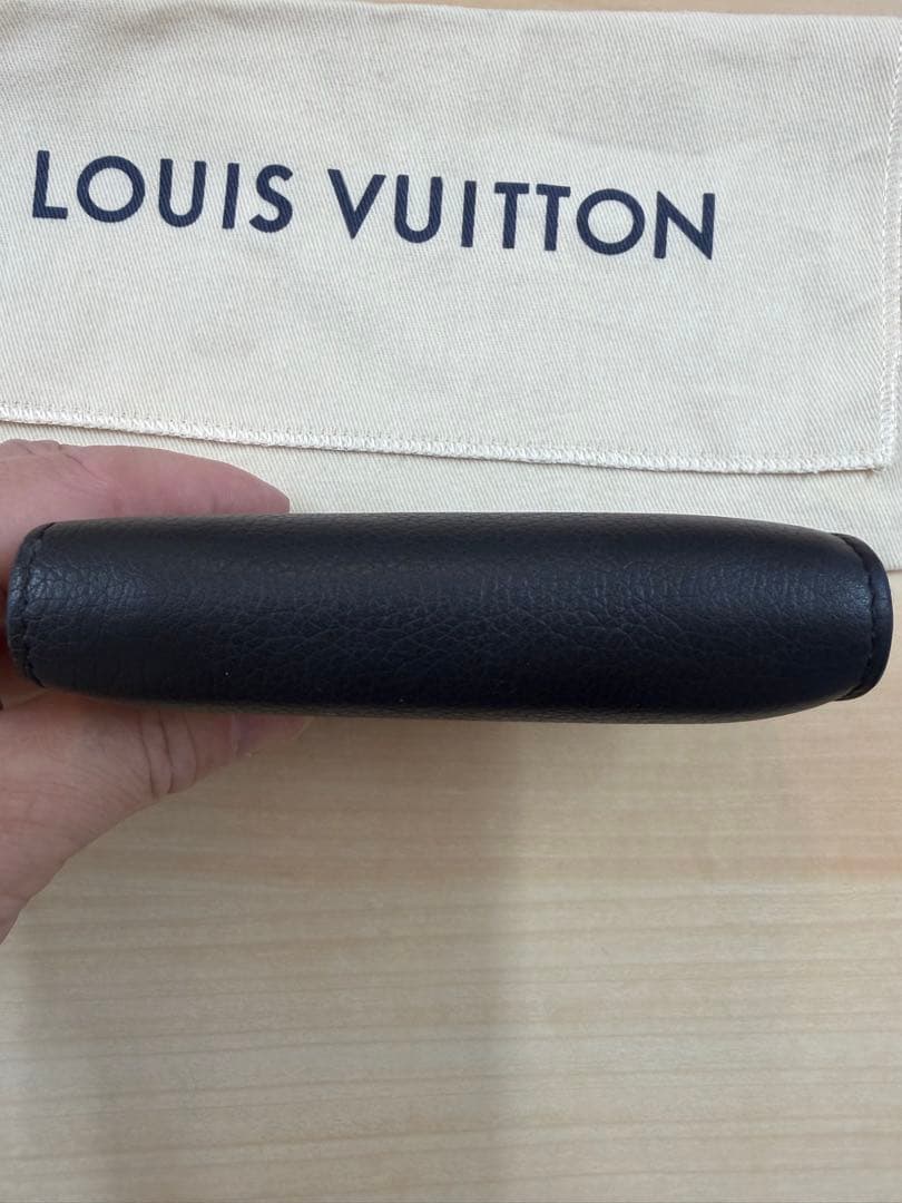 超美品LOUIS VUITTON ロックミー ジッピーパース ノワール