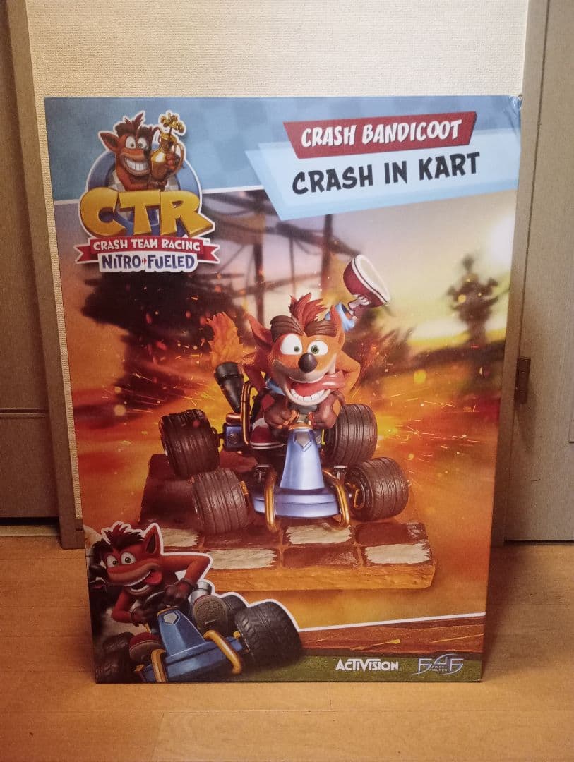クラッシュ・バンディクー レーシング ブッとびニトロ! 　 スタチュー カート