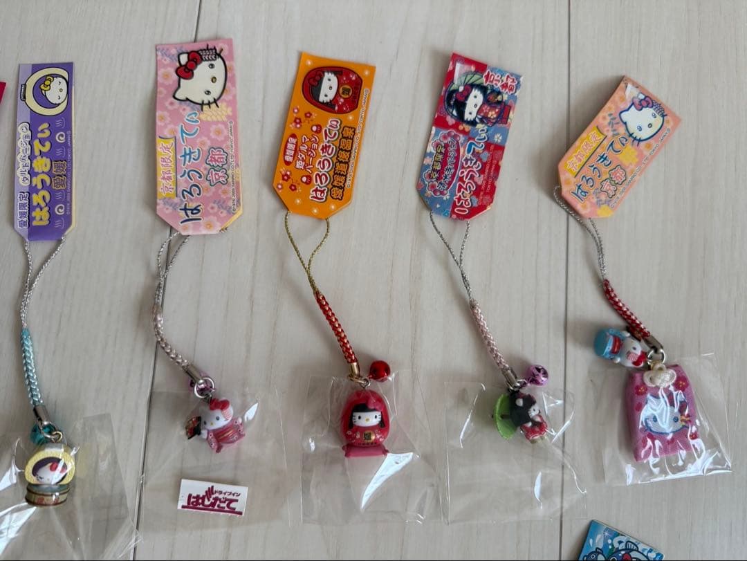 ハローキティ キティちゃん　ご当地ストラップ