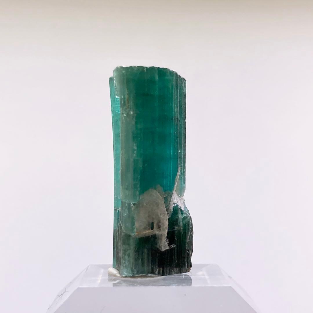 『インディゴライト』　トルマリン　原石　鉱物標本　天然石　109